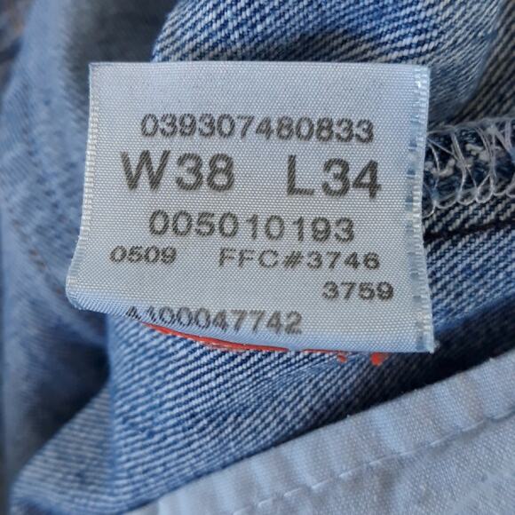 Vintage Levi's 501 Button Fly Jeans - Picture 6 of 7